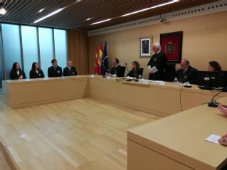 El presidente del TSJCyL, José Luis Concepción, ha recordado a los nuevos jueces que “por mucho que algunos quieran negarlo de manera interesada, los jueces siempre afrontamos nuestra responsabilidad